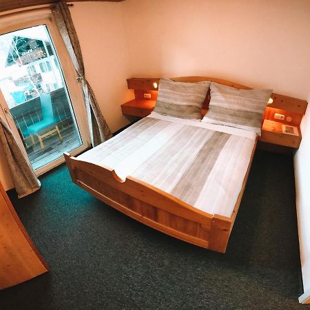 Green Naturel Motel Schruns ภายนอก รูปภาพ