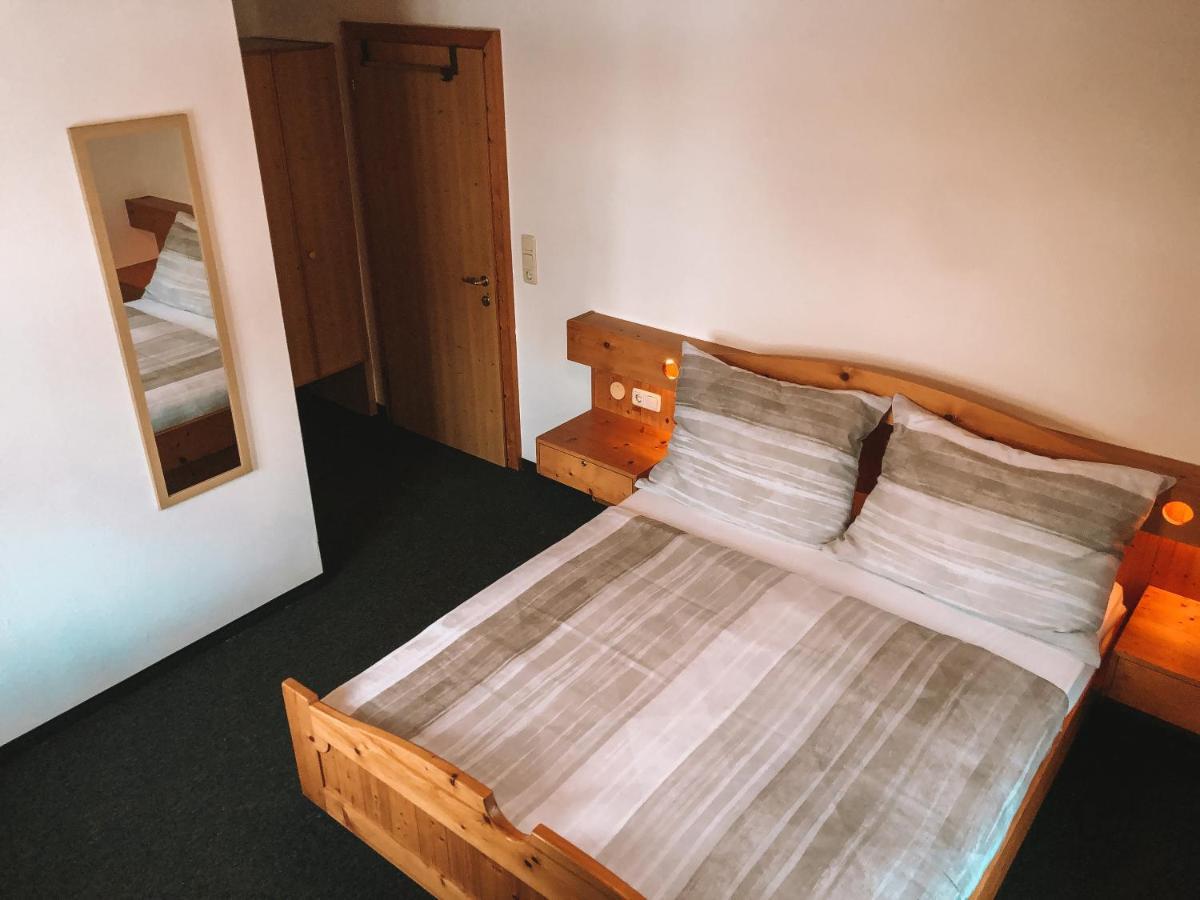 Green Naturel Motel Schruns ภายนอก รูปภาพ