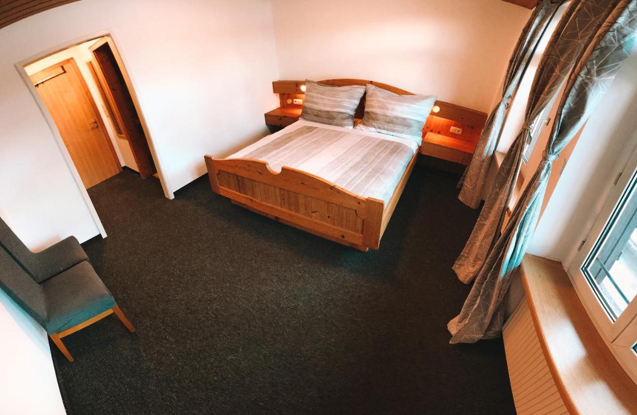 Green Naturel Motel Schruns ภายนอก รูปภาพ