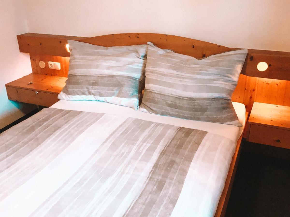 Green Naturel Motel Schruns ภายนอก รูปภาพ