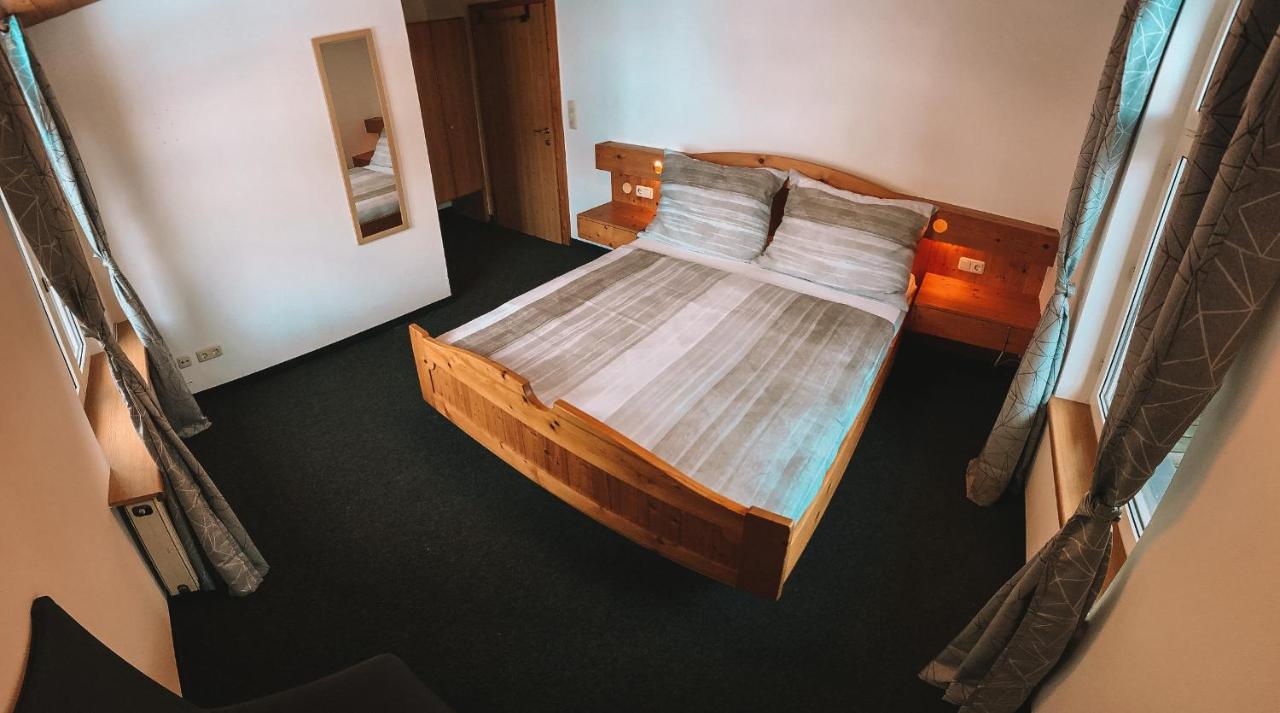 Green Naturel Motel Schruns ภายนอก รูปภาพ